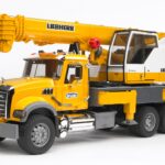Bruder 02818 Mack Granite Liebherr Crane Truck